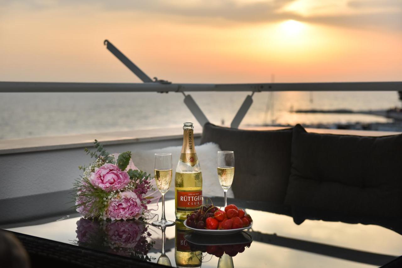 Mm Luxury Apartments Gold & Rubin Zara Esterno foto