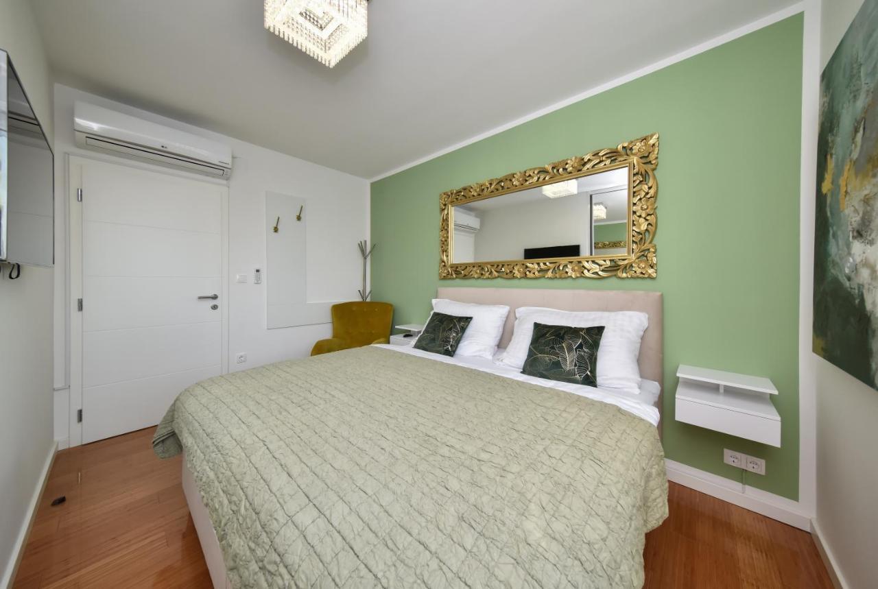 Mm Luxury Apartments Gold & Rubin Zara Esterno foto