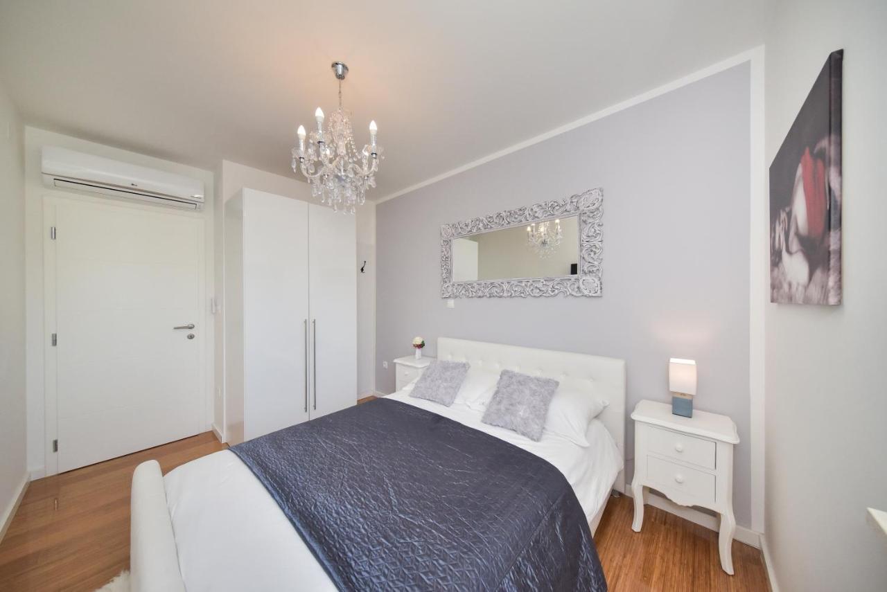 Mm Luxury Apartments Gold & Rubin Zara Esterno foto